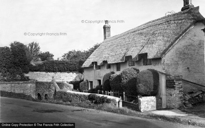 Photo of Watchet, An Old Cottage c.1949