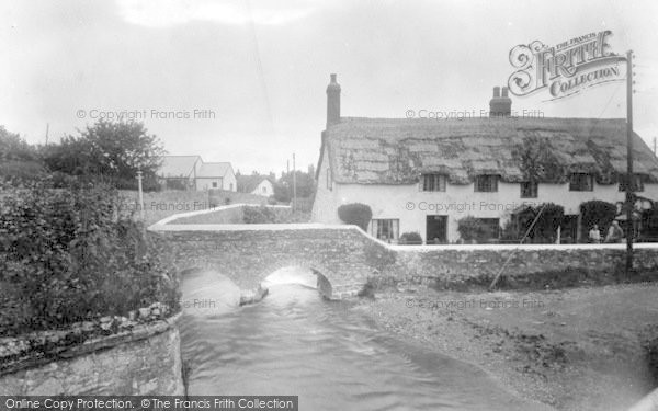 Photo of Watchet, Old Cottages 1931