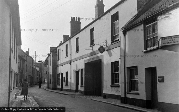 Photo of Watchet, Swain Street 1949