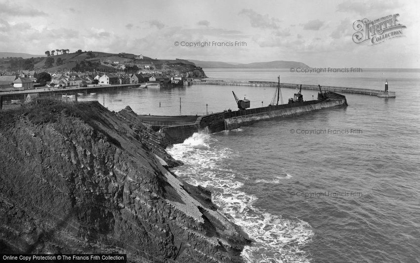 Watchet, the Harbour 1927