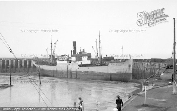 Photo of Watchet, The Harbour 1953