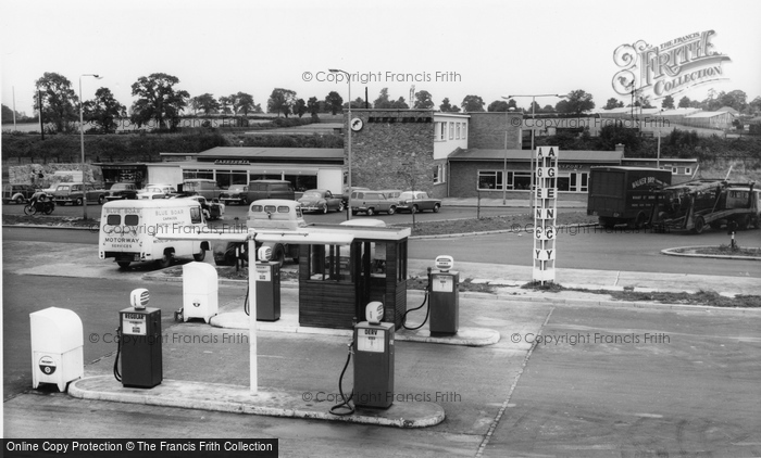 Photo of Watford, Blue Boar Restaurant And Filling Station, M1 Motorway c.1965