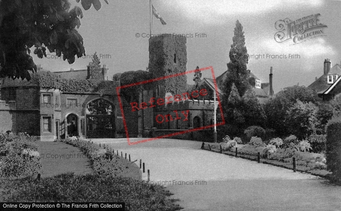Photo of Watford, Cassiobury Park Lodge c.1955