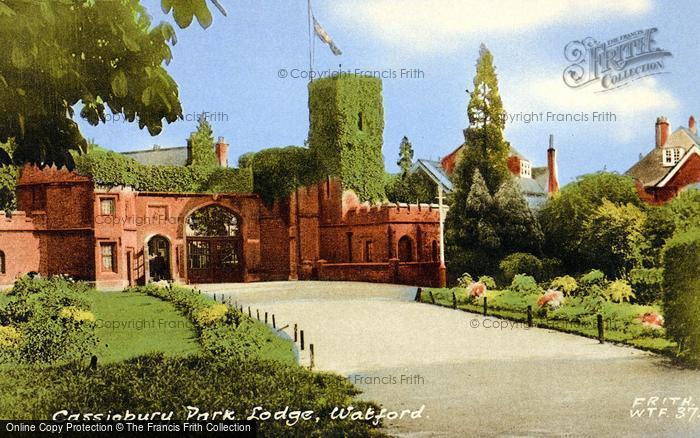 Photo of Watford, Cassiobury Park Lodge c.1955