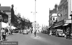 Watford, High Street c1950