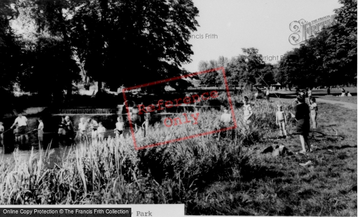 Photo of Watford, The Canal, Cassiobury Park c.1960