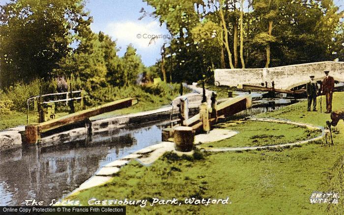 Photo of Watford, The Locks, Cassiobury Park c.1950