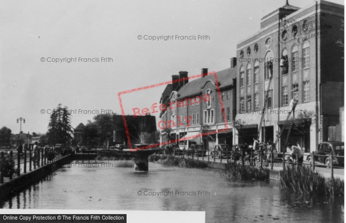 Photo of Watford, The Pond c.1950