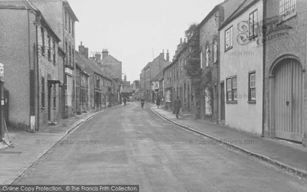 Photo of Watlington, Couching Street c.1950