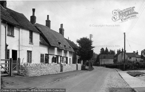 Photo of Watlington, Cuxham Road c.1955