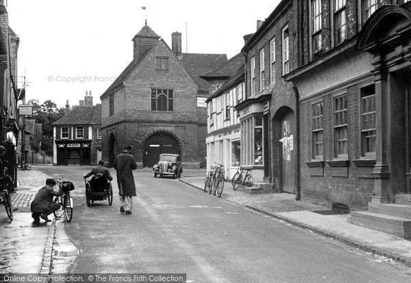 Photo of Watlington, The Town Hall c.1950