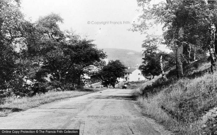 Photo of Waunlwyd, Road To Gargan Wells c.1955