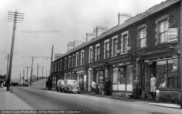 Photo of Waunlwyd, the Parade, Park Place c1955