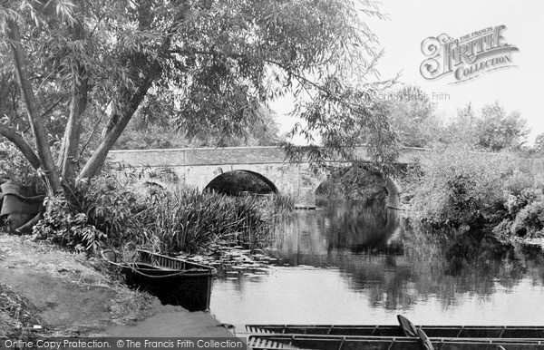 Photo of Welford On Avon, The Bridge And River Avon c.1960