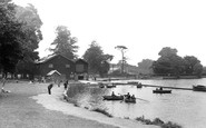 Welling, the Lake, Danson Park c1955