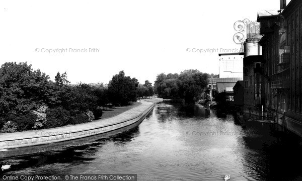 Photo of Wellingborough, The Embankment c.1965