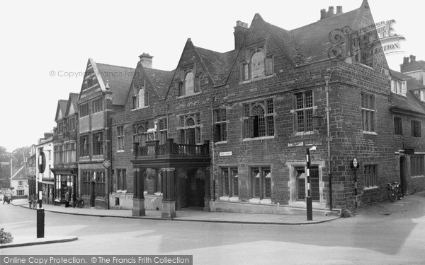 Photo of Wellingborough, the Hind Hotel and Sheep Street c1955