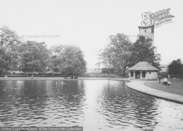 Photo of Wellingborough, The Paddling Pool c.1965