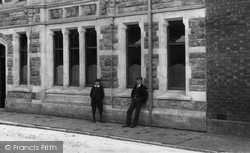Boys Outside The Library 1903, Wellington