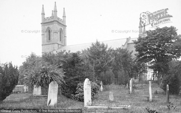 Photo Of Wellington, Christchurch 1895 - Francis Frith