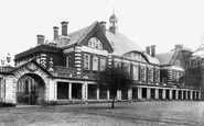 Wellington College photo