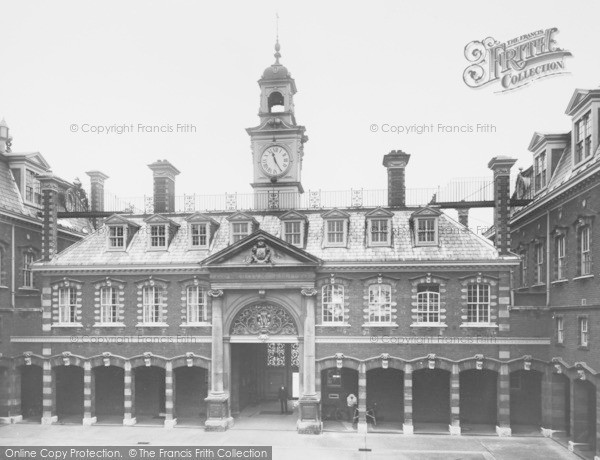 Photo of Wellington College, Front Quadrangle 1908