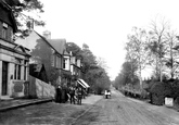 Station Road 1908, Wellington College