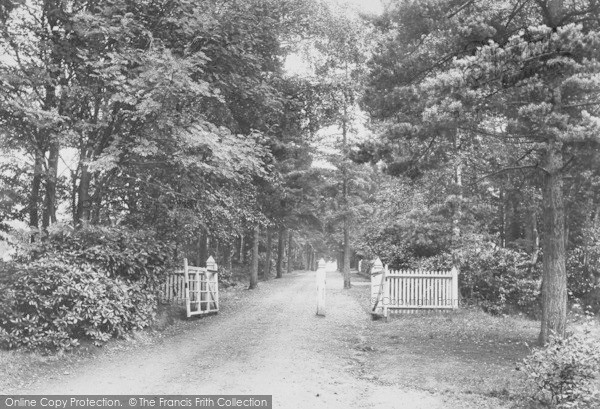 Photo of Wellington College, The Crowthorne Entrance 1906