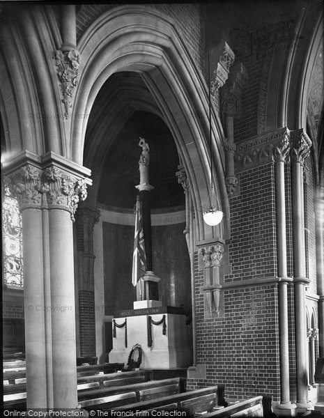 Photo of Wellington College, War Memorial 1923