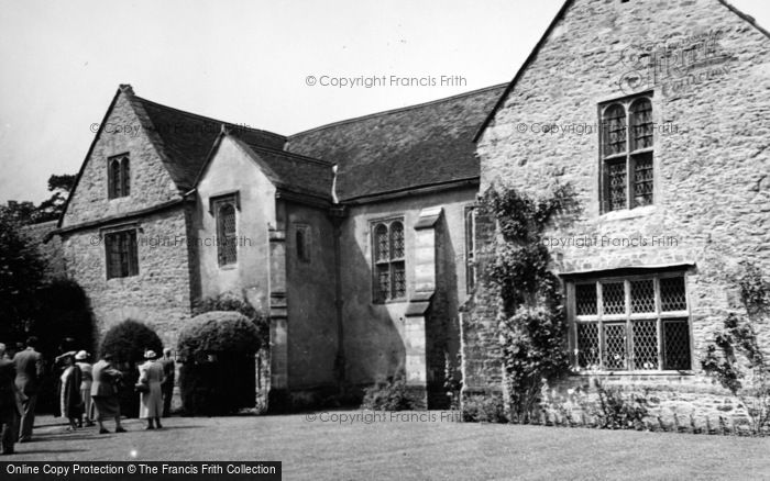 Photo of Wellington, Cothay Manor 1950
