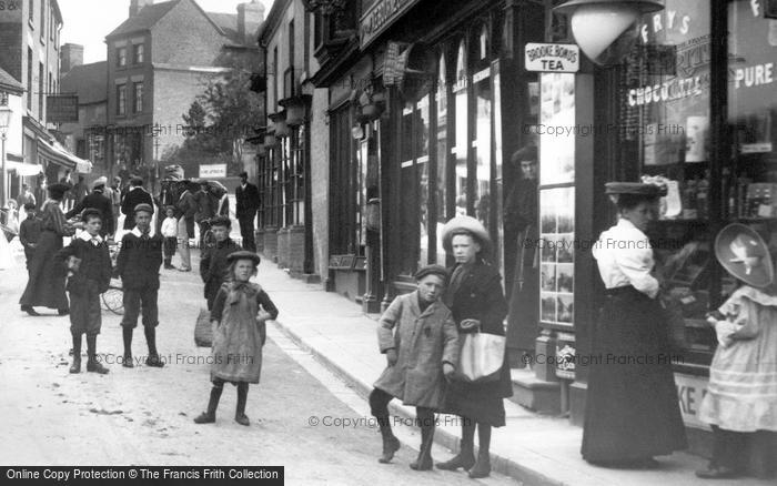 Photo of Wellington, In New Street 1907