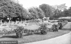 The Park 1938, Wellington