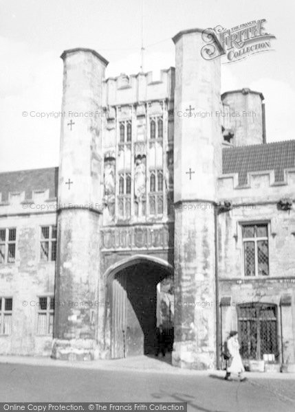 Photo of Wells, Abbey Gateway 1950