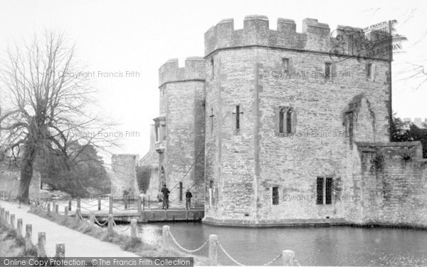 Photo of Wells, Bishop's Palace, Drawbridge And Moat 1961