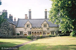 Bricke's Almshouses 2004, Wells