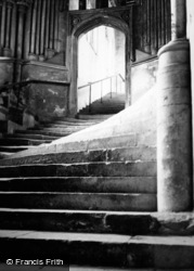 Cathedral, Chapter House Stairs 1951, Wells