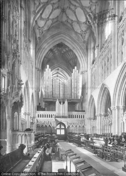 Photo of Wells, Cathedral, Choir West 1923