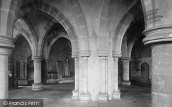 Cathedral Crypt 1890, Wells