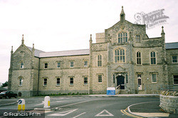 Glastonbury Road, The Old Union Workhouse/Priory Hospital 2004, Wells