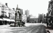 Market Place 1890, Wells