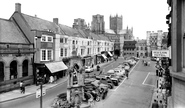 Market Place 1961, Wells