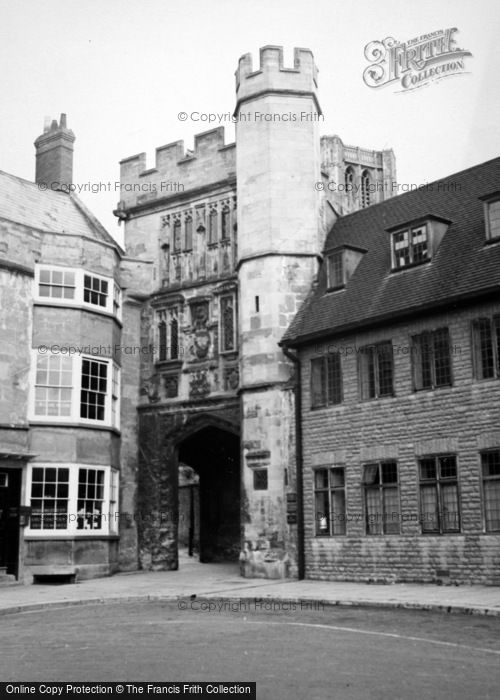 Photo of Wells, Penniless Porch c.1950