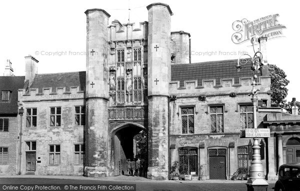 Photo of Wells, The Bishop's Eye Gateway c.1950