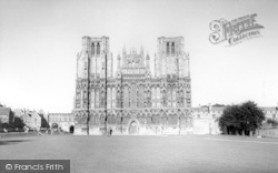 The Cathedral 1963, Wells