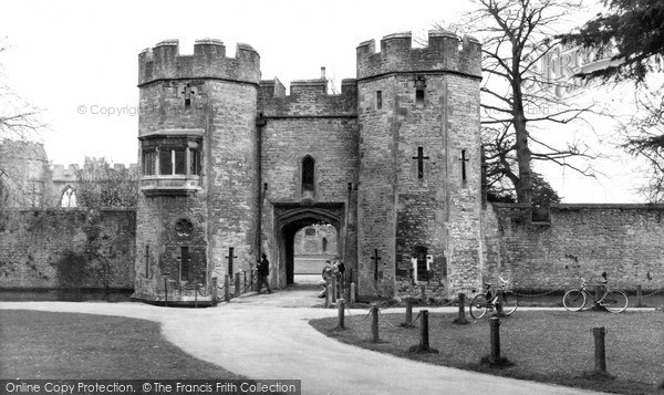 Photo of Wells, The Drawbridge, Bishop's Palace 1961