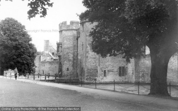 Photo of Wells, The Drawbridge c.1939
