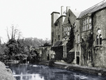The Palace And Moat c.1900, Wells