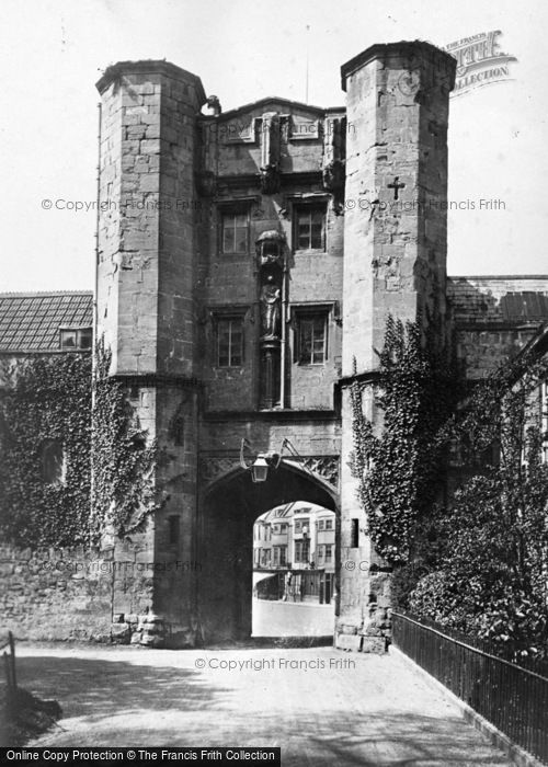 Photo of Wells, The Palace Eye c.1900
