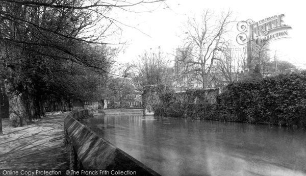 Photo of Wells, The Palace Moat 1890