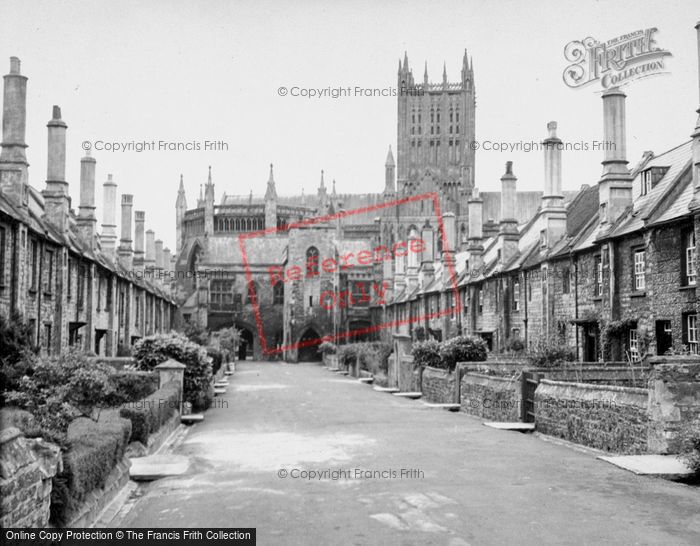 Photo of Wells, Vicars' Close c.1950